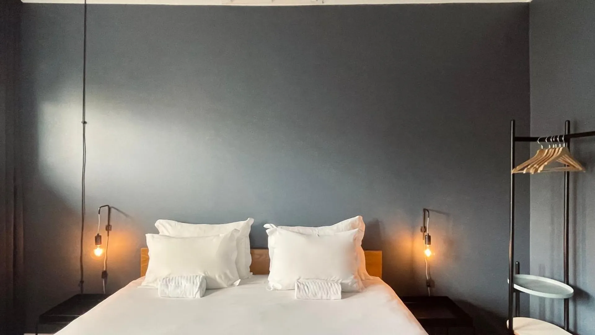 Avenue Hostel & Suites Lisboa